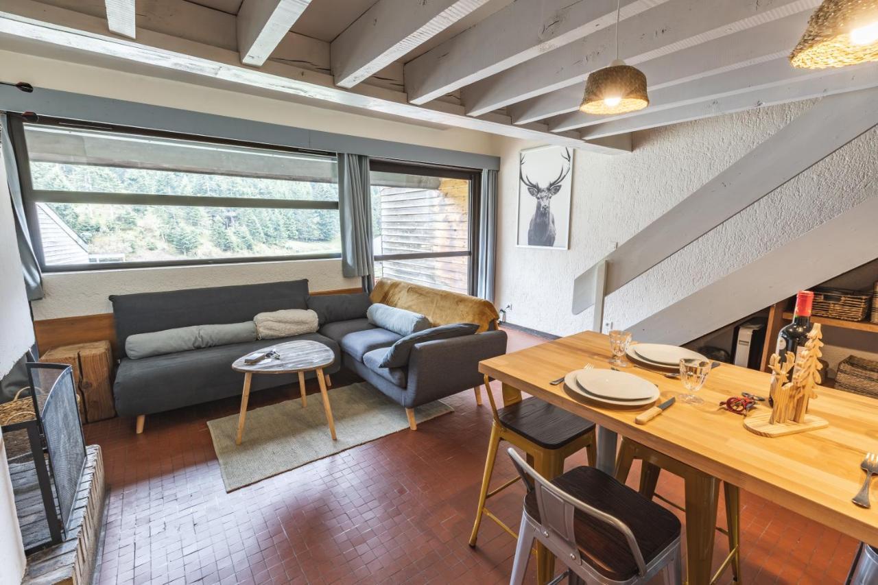 La Cabane Du Cerf A Payolle カンパン エクステリア 写真